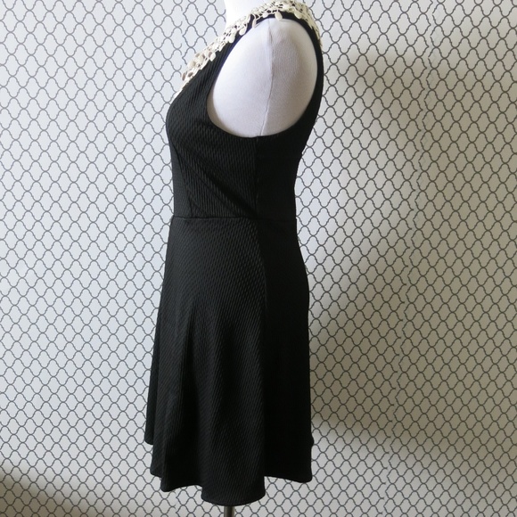 Free People Embroidered Neck Open Back Sleeveless Black Dress - Size Small - Picture 4 of 7